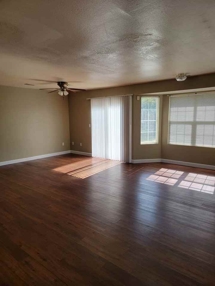 123 Hickory Ridge Dr - Photo 5 of 28