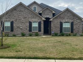 featured image of 4001 False River Dr