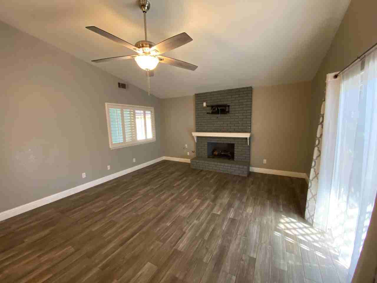 934 N Kent St - Photo 3 of 39