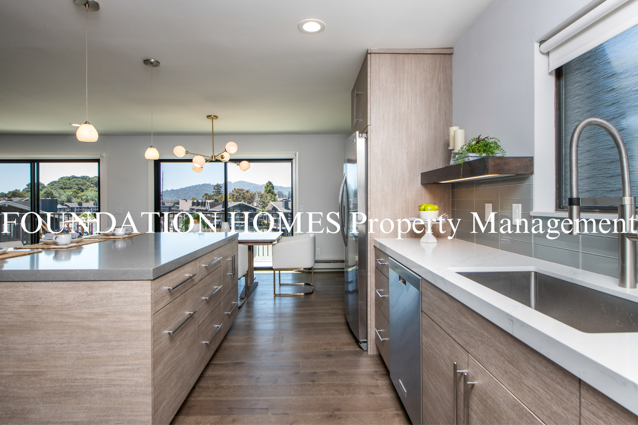 6 Greenwood Cove Dr - Photo 3 of 26