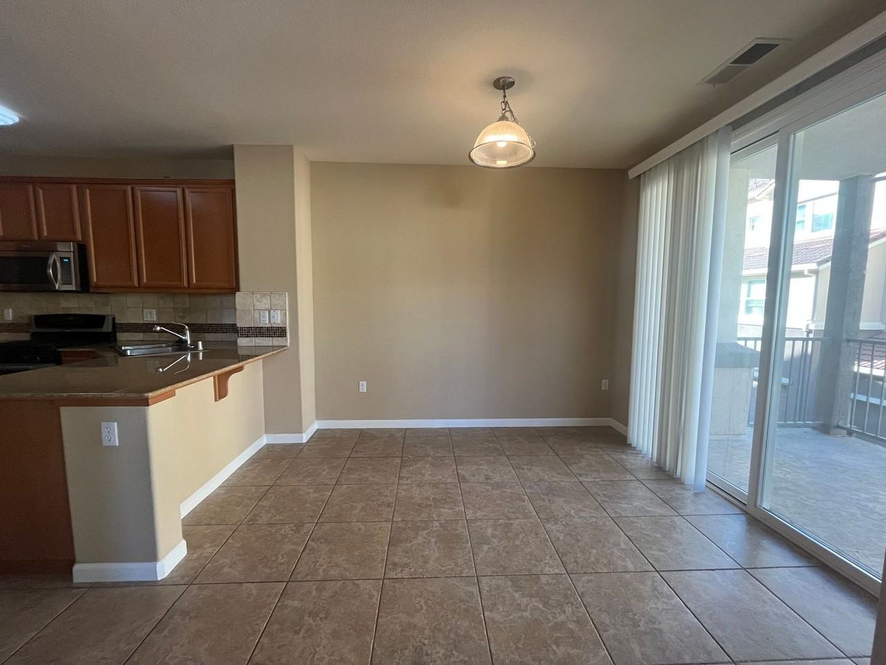 50 Regency Park Cir #11112 - Photo 5 of 30