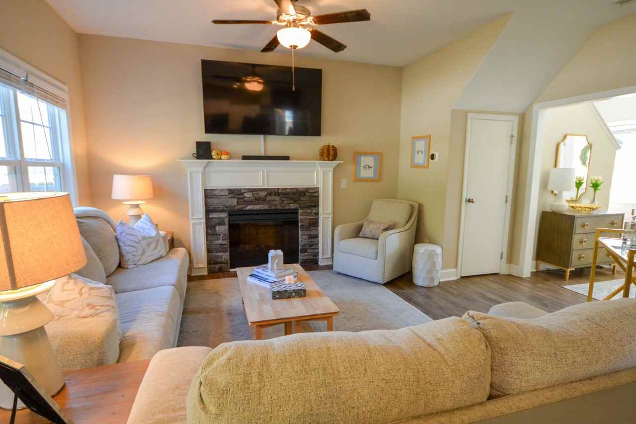 520 Everett Glades - Photo 5 of 27