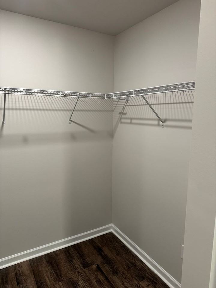 609 Savannah St - Photo 5 of 22
