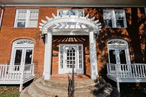 featured image of 217 S 11th St
