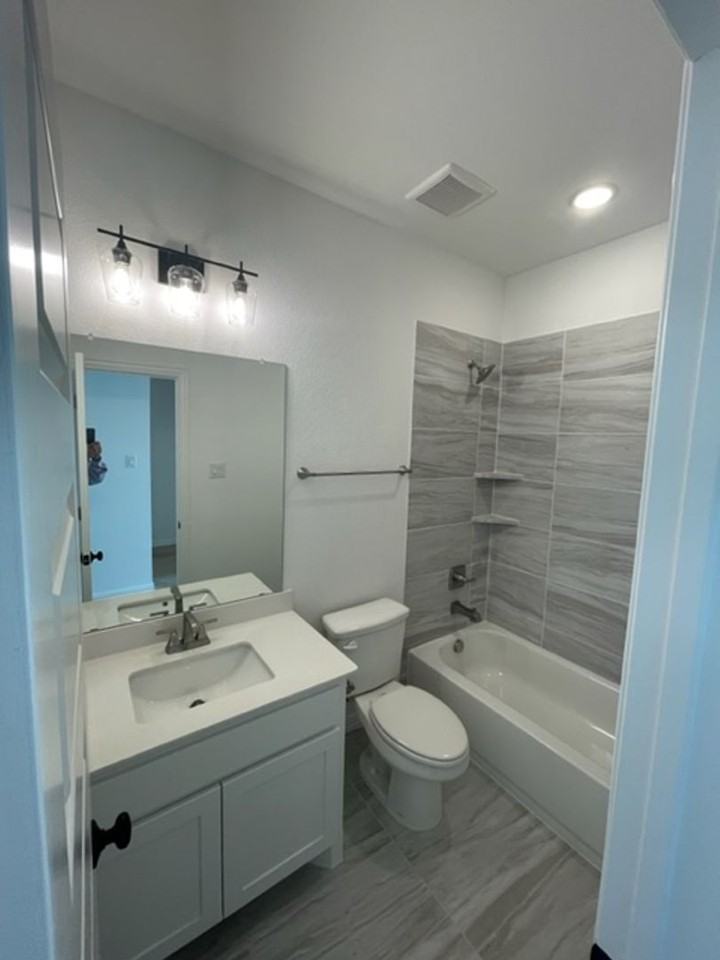 2099 Roquette Dr - Photo 5 of 21
