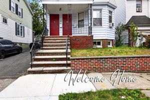 featured image of 49 Welland Ave