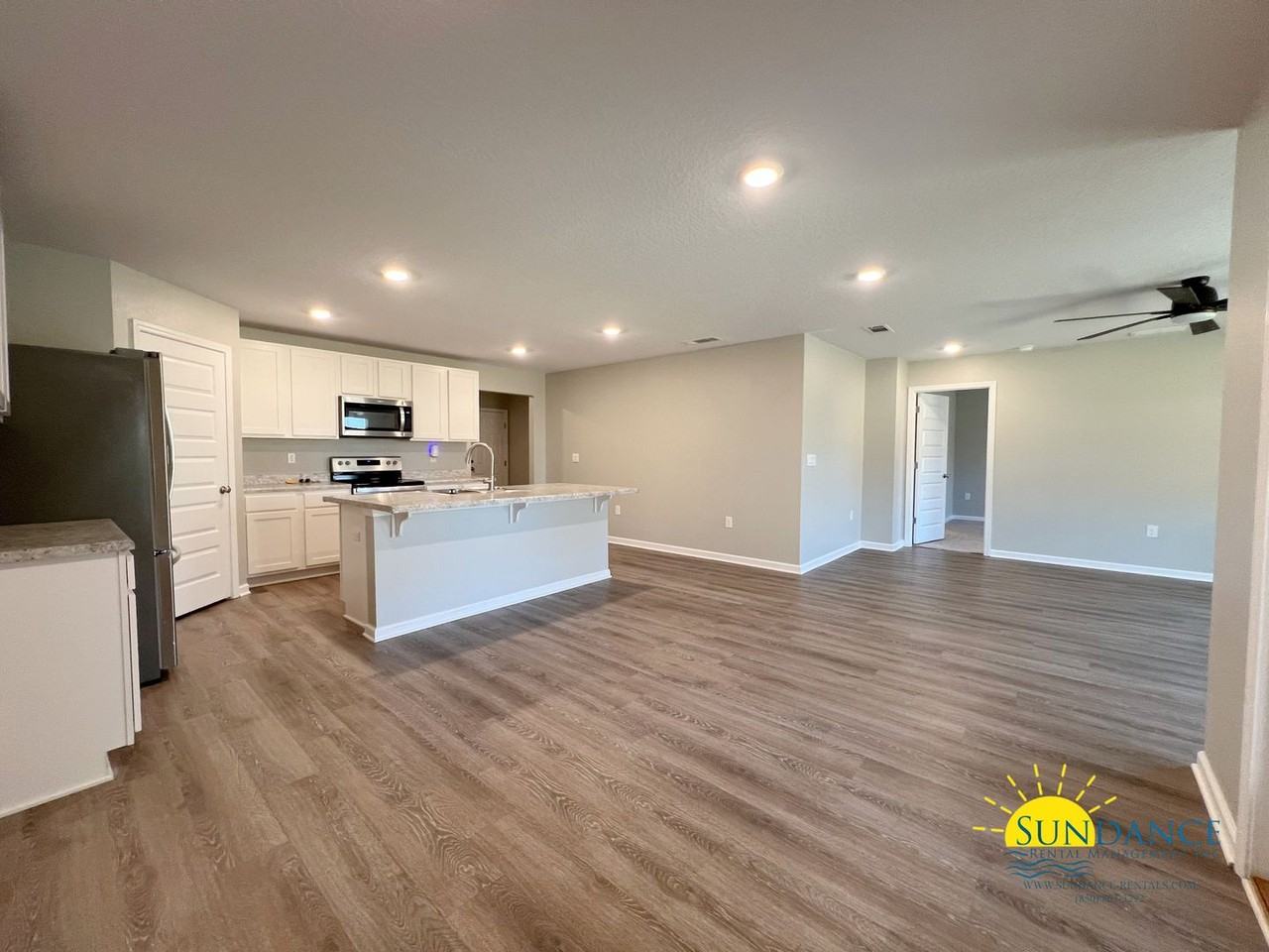 302 Flounder St - Photo 6 of 28