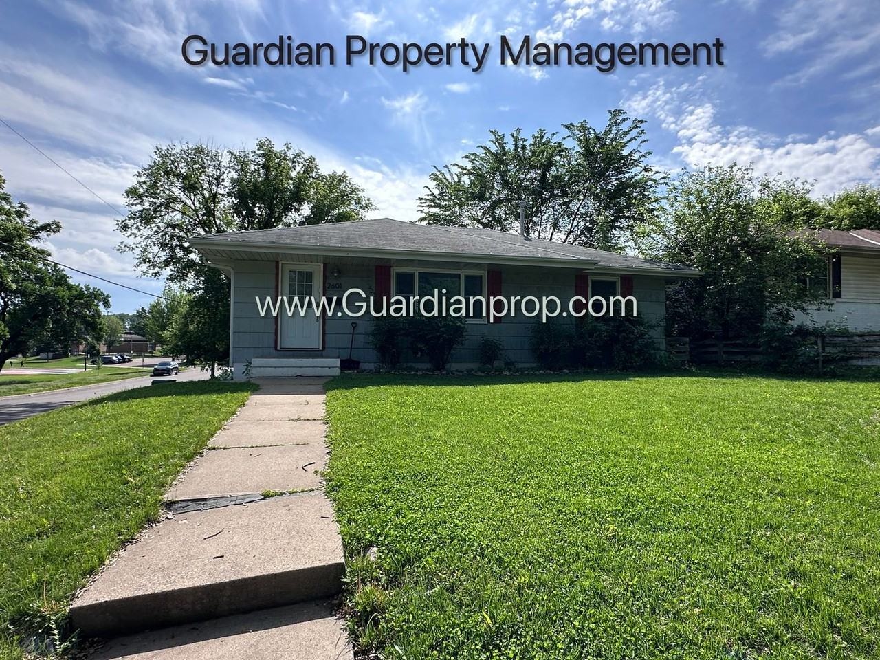 2601 Georgia Ave S - Photo 2 of 3