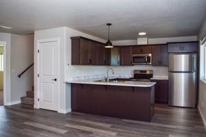 featured image of 1995 Skypark Dr