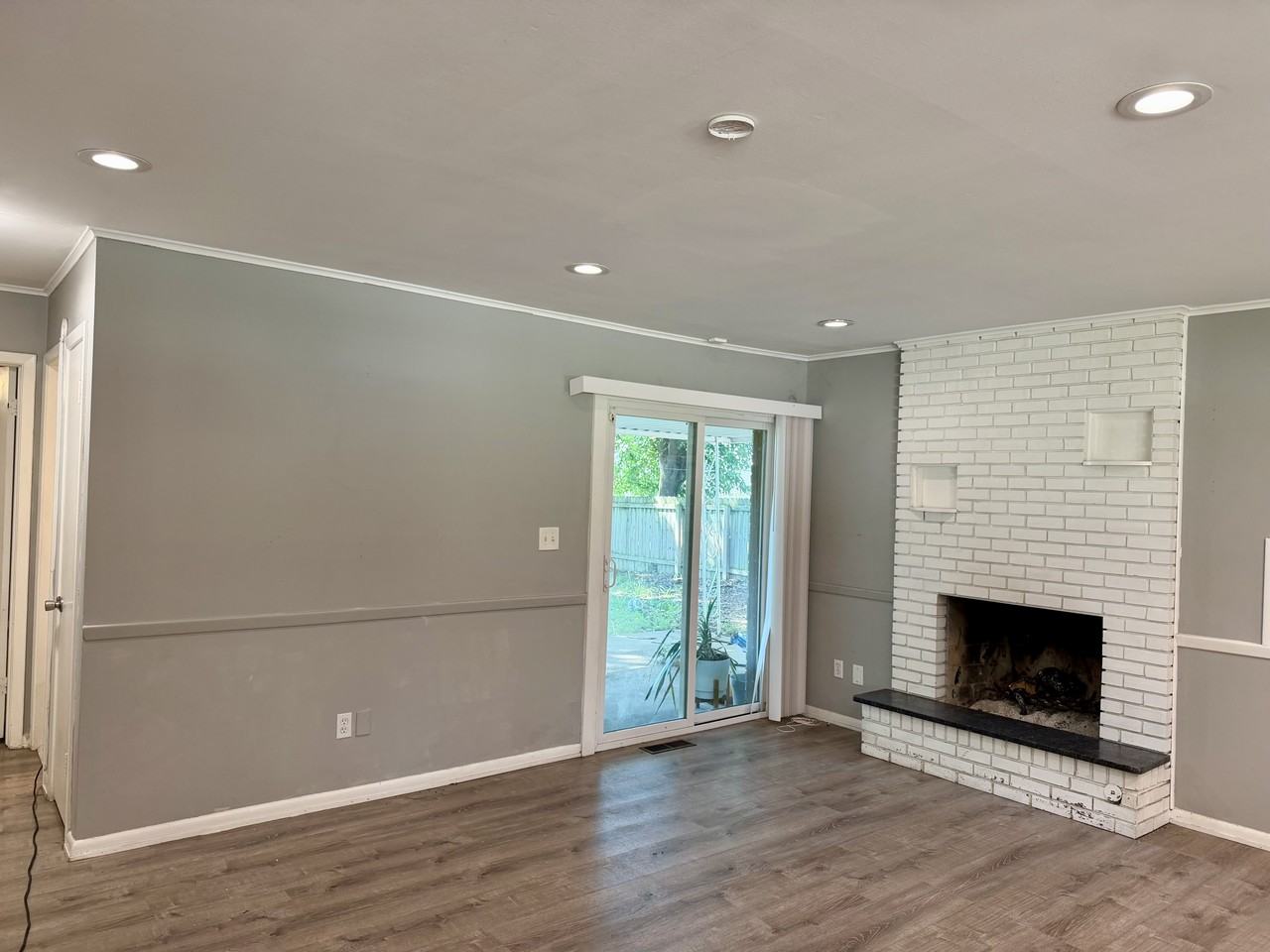 4520 E 49th St - Photo 2 of 4