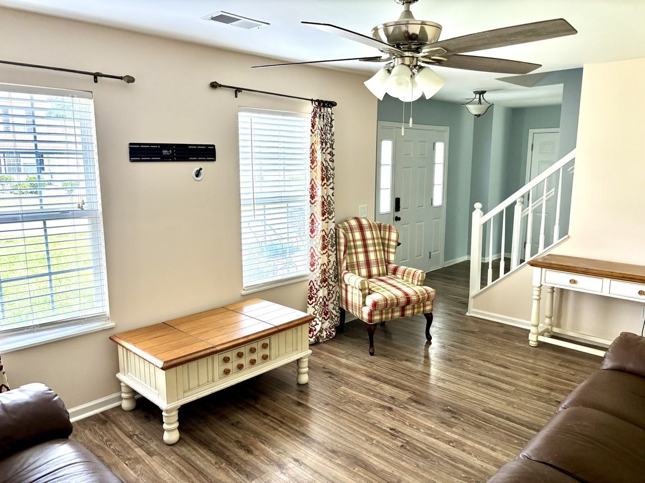 280 Walkbridge Way - Photo 3 of 32