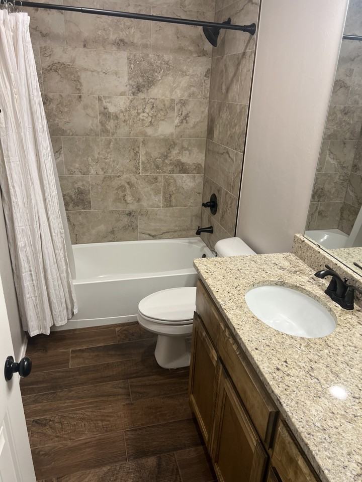 2209 E Grassland Ln - Photo 6 of 9