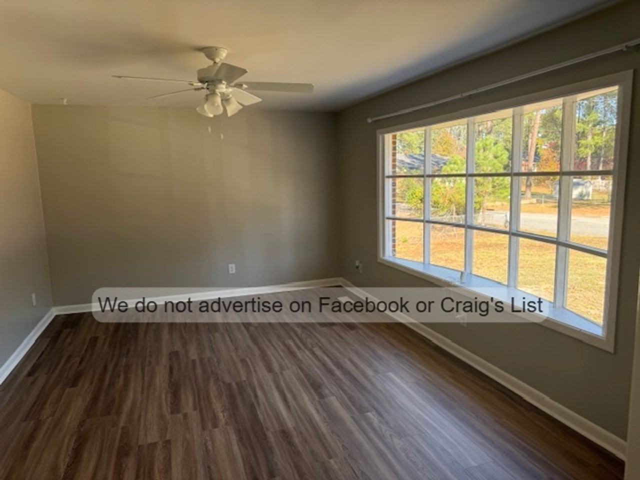 643 Wakefield Dr - Photo 2 of 14