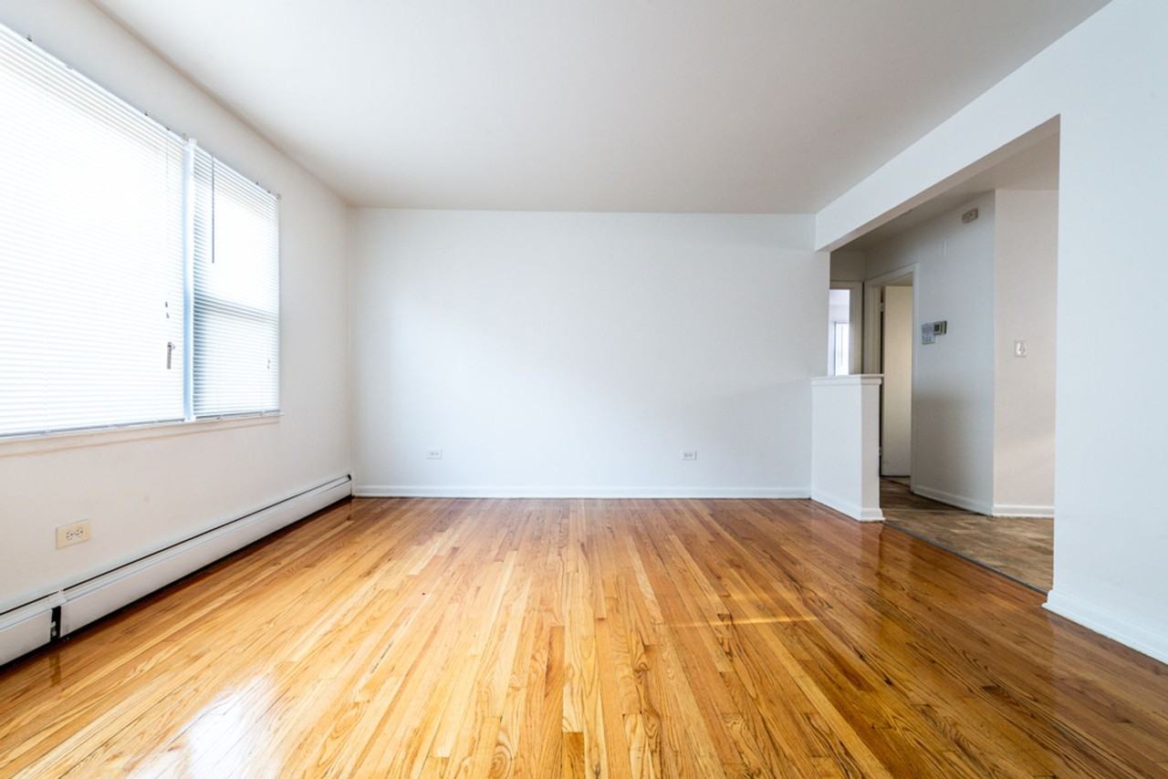 2066 W 135th - Photo 6 of 18