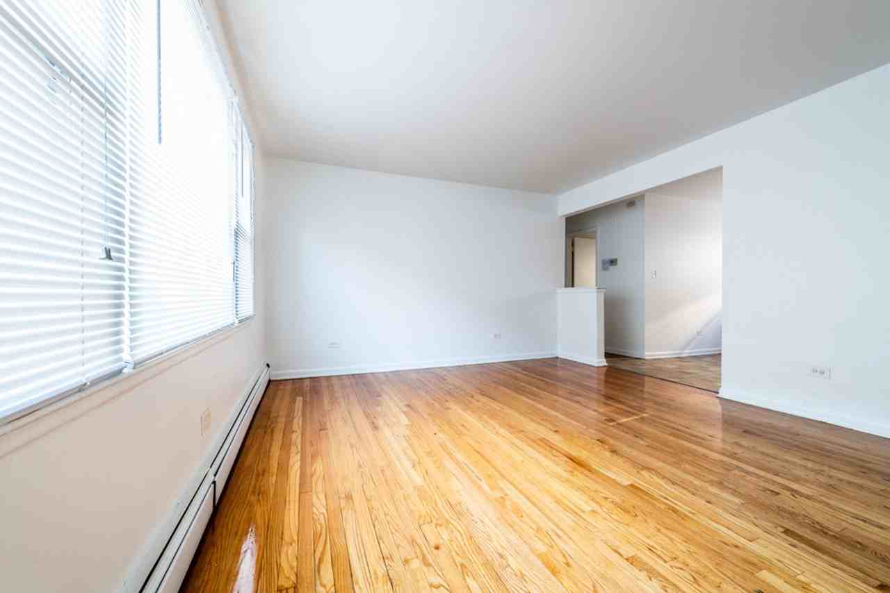 2066 W 135th - Photo 7 of 18