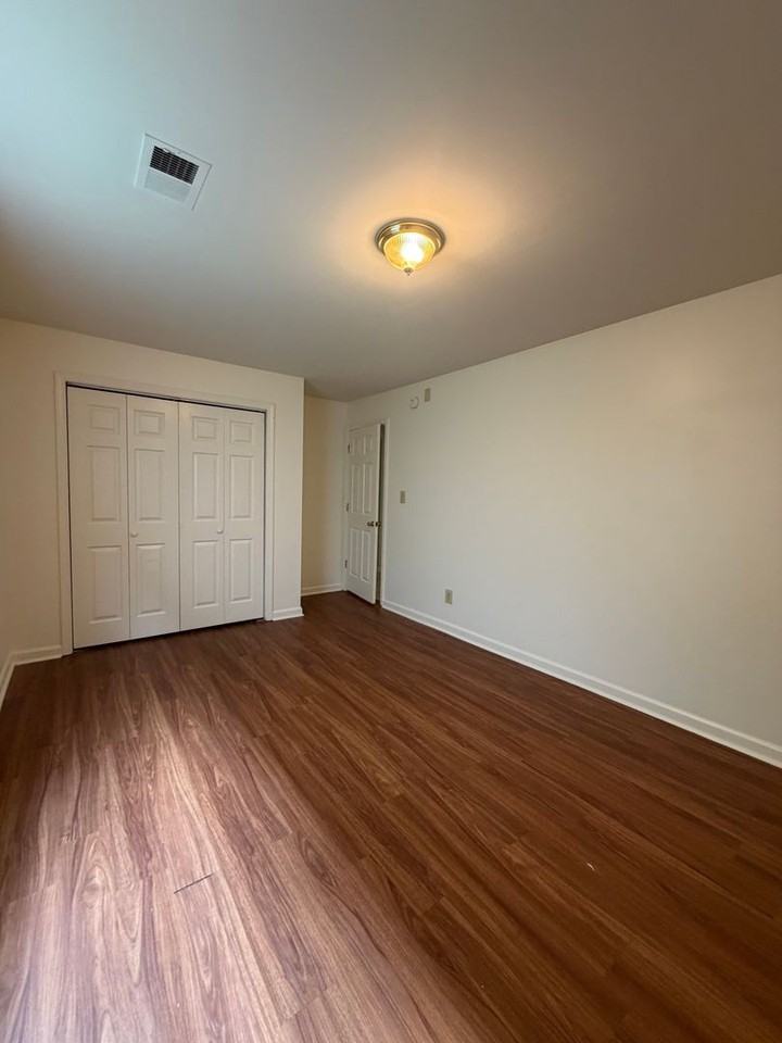 137 Macey Ave - Photo 7 of 10