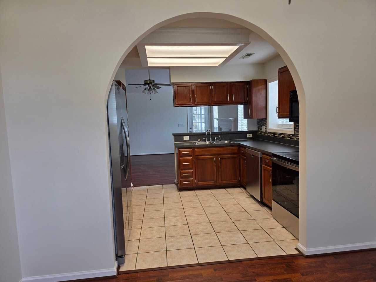 123 Toura Ln - Photo 5 of 27