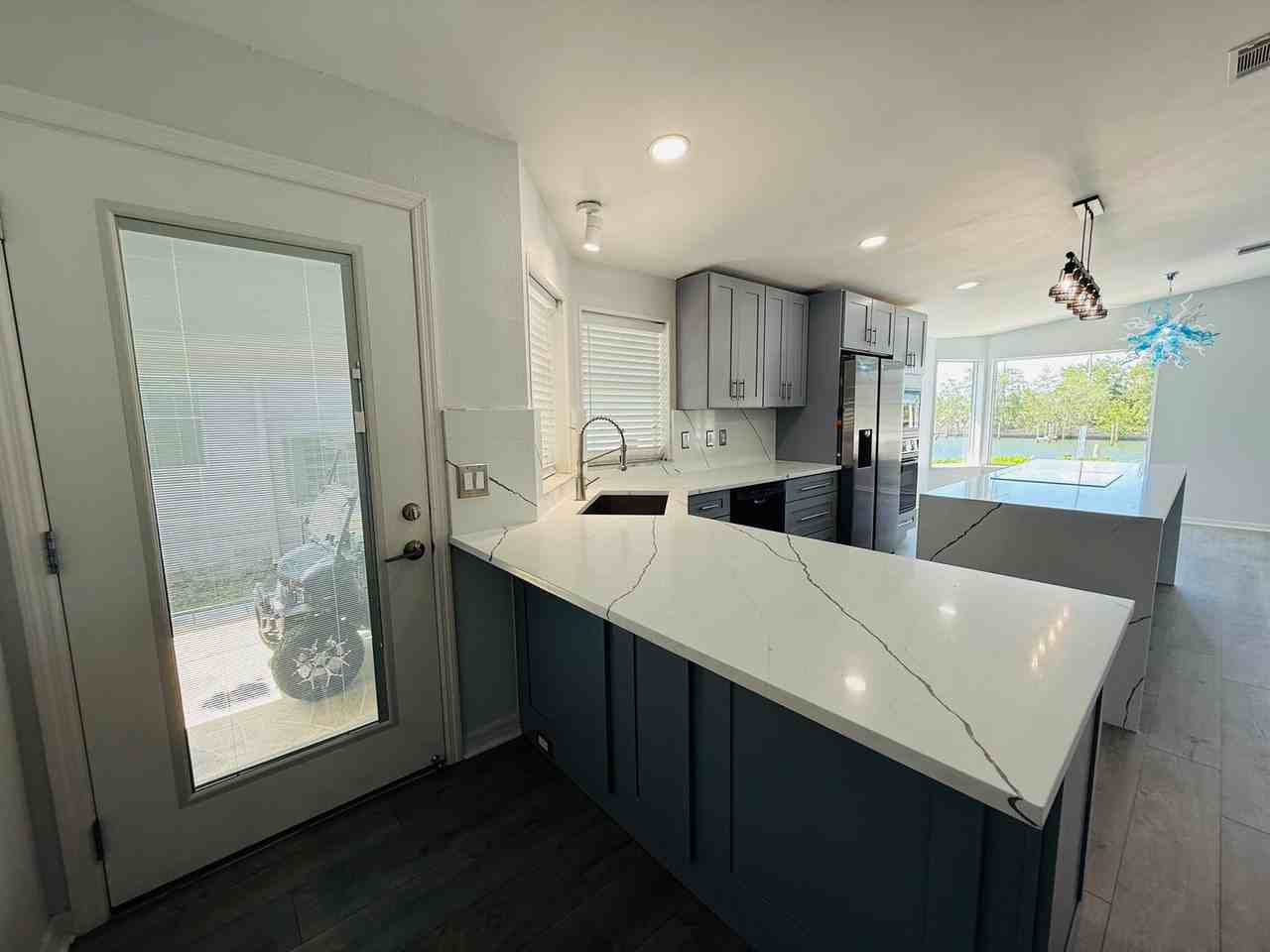 4851 4851 W. Gandy Blvd. Canal 5 - Photo 7 of 50
