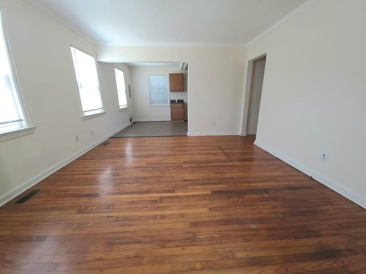 24 Morrison Ave - Photo 2 of 8
