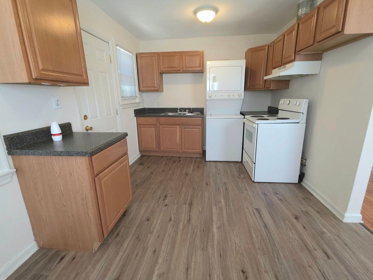 24 Morrison Ave - Photo 4 of 8