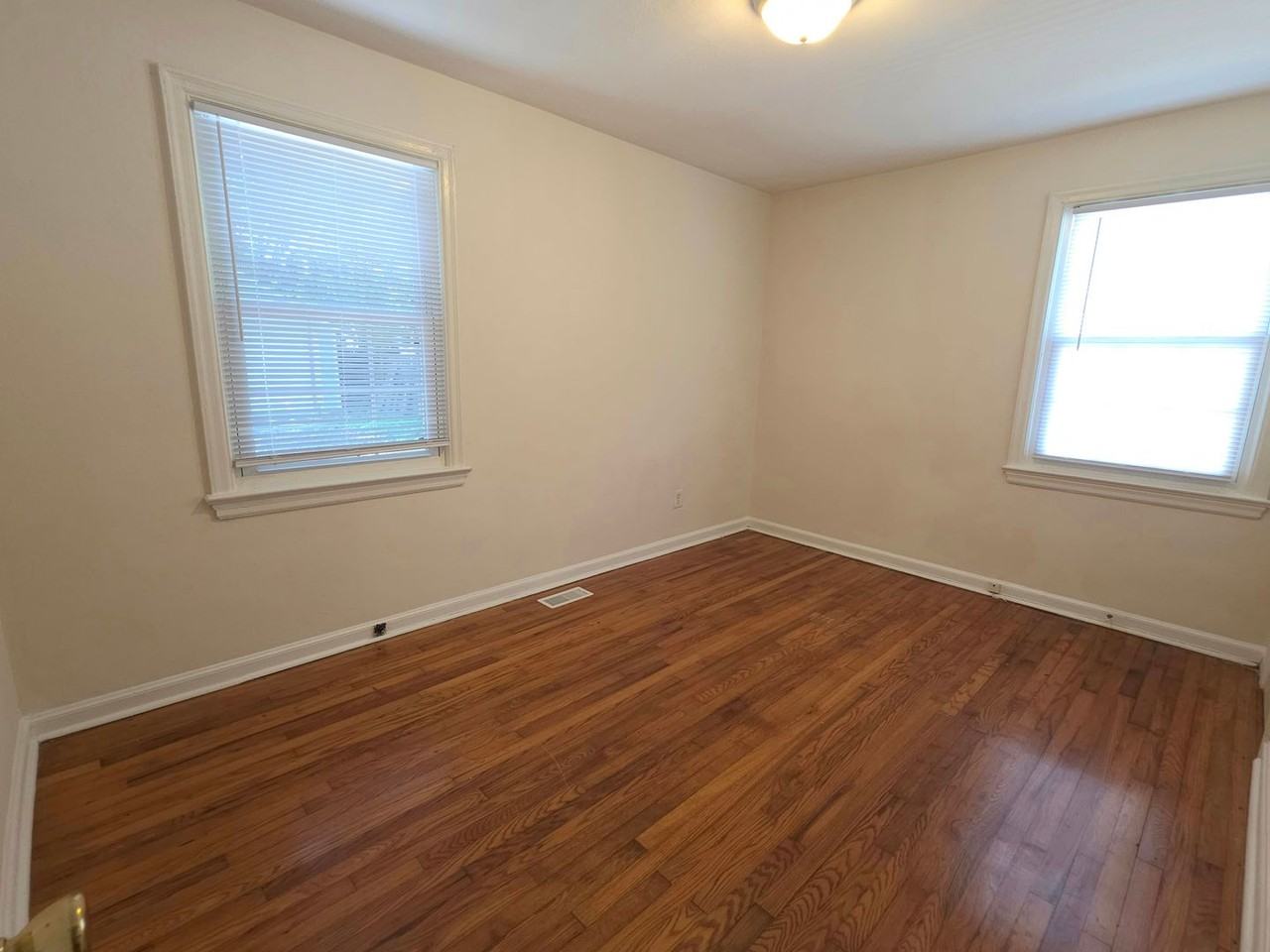 24 Morrison Ave - Photo 7 of 8