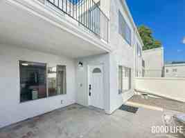 featured image of 1640 Maple Dr #29