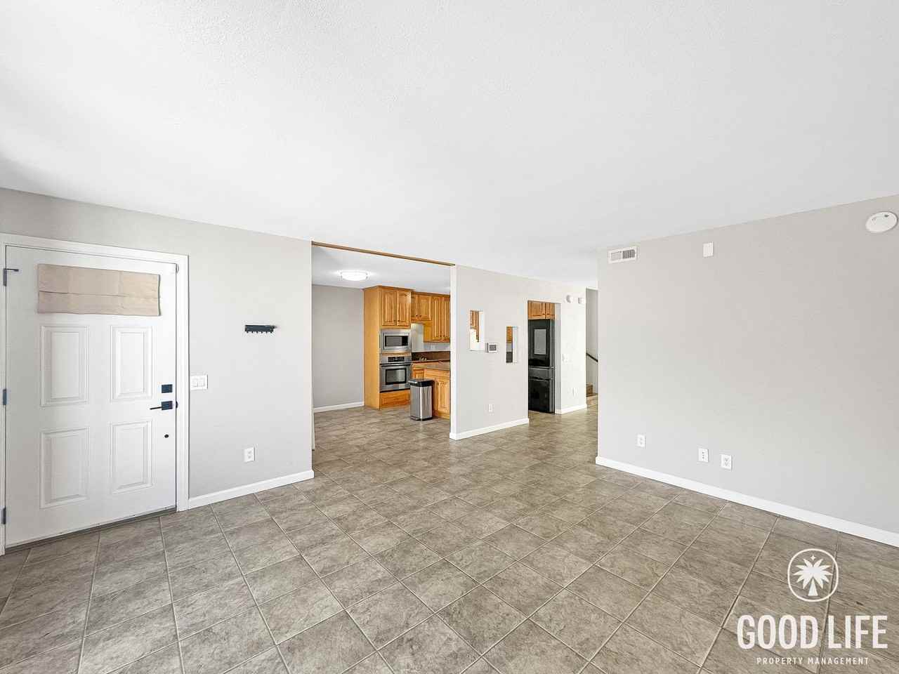 1640 Maple Dr #29 - Photo 4 of 26