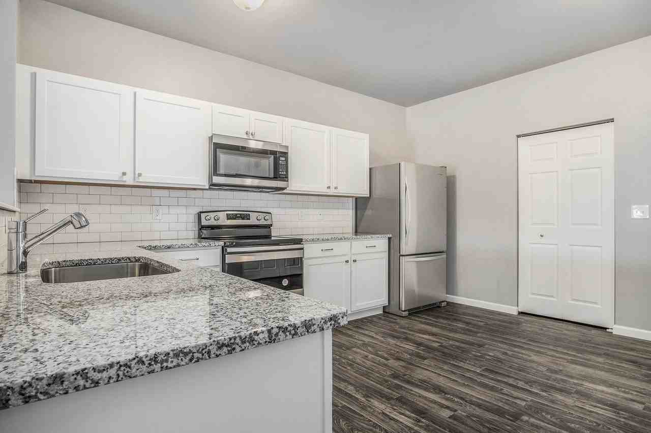 611 W Marion St #8 - Photo 2 of 23