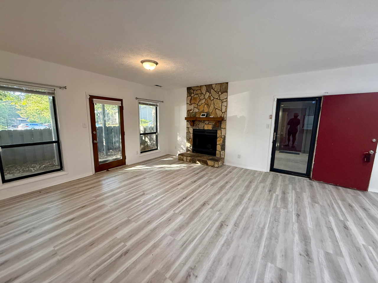 1882 Tryon Dr #4 - Photo 3 of 19