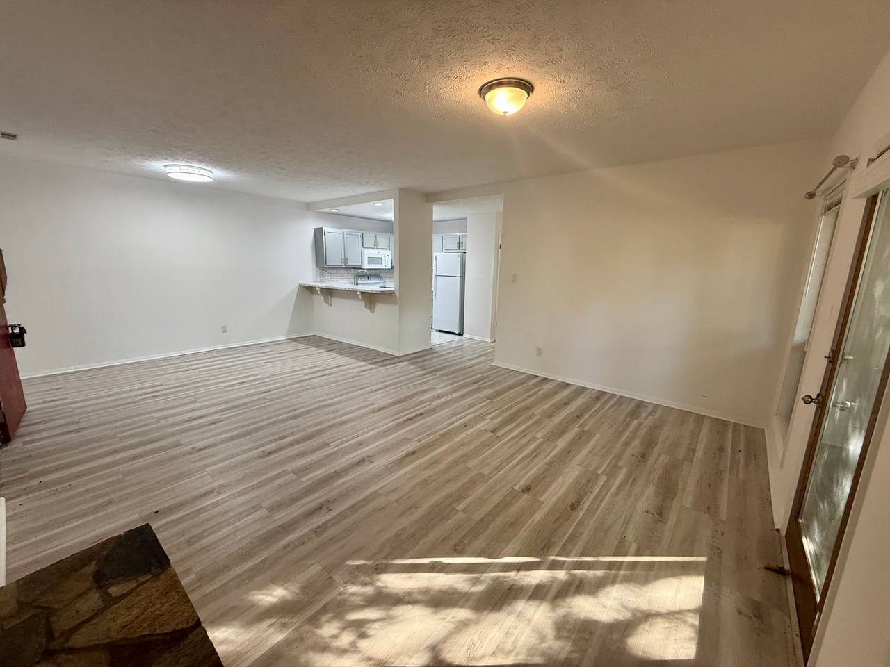 1882 Tryon Dr #4 - Photo 6 of 19