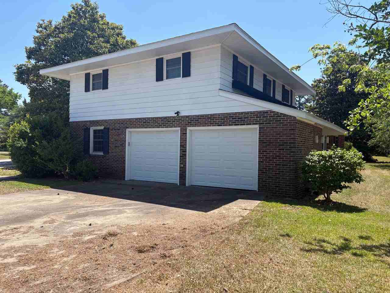 1728 Washington St - Photo 2 of 9