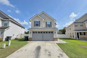 featured image of 615 Amhearst Row