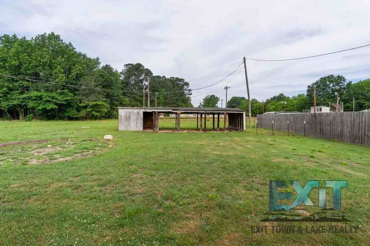 309 1st St - Photo 7 of 20