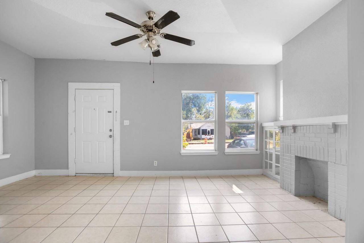 2107 Gorman Ave - Photo 5 of 22