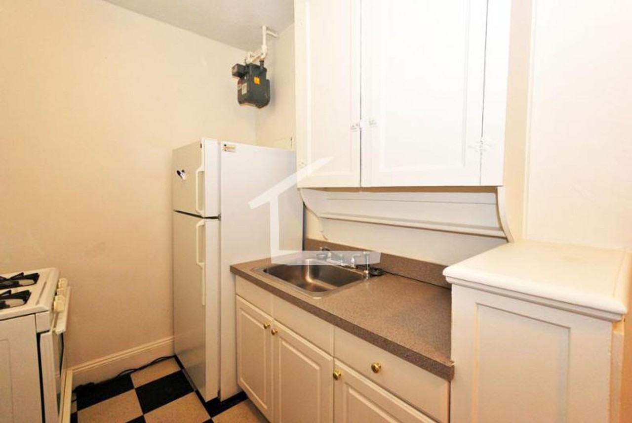 6 Chiswick Rd - Photo 3 of 6