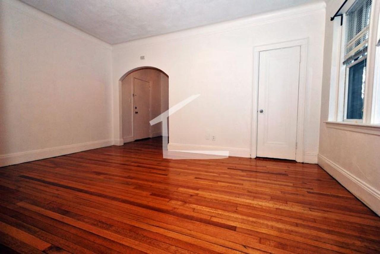 6 Chiswick Rd - Photo 4 of 6
