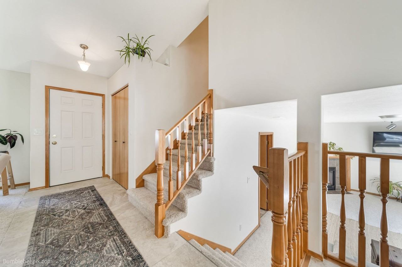 23 W Keely Ct - Photo 2 of 38