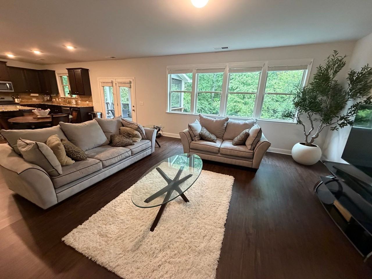 1510 Kaden Ln - Photo 4 of 39
