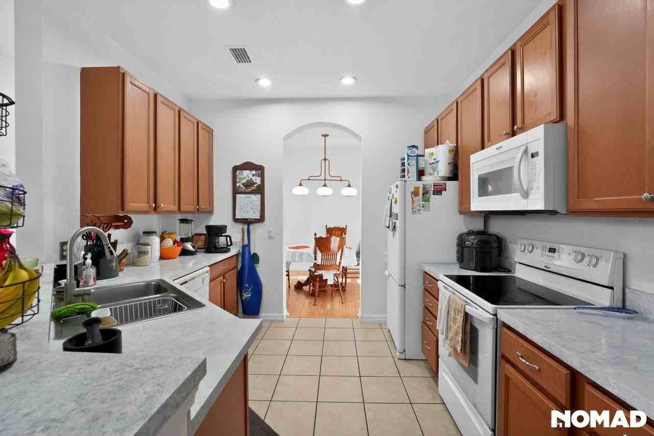 2346 Felicity Pl - Photo 2 of 36