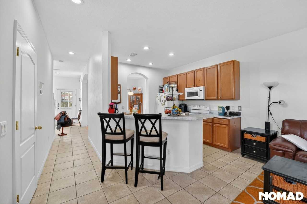 2346 Felicity Pl - Photo 3 of 36