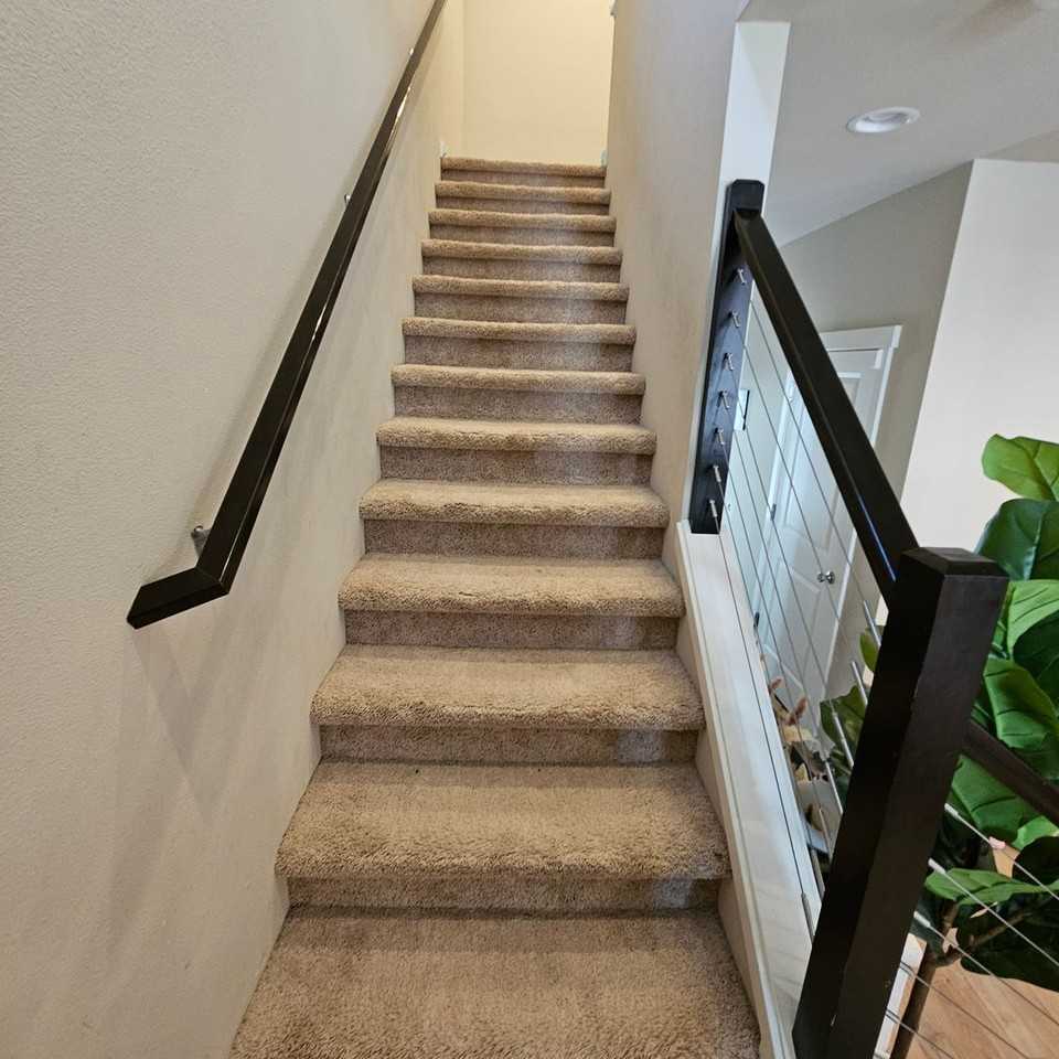 2444 Seringa Ave - Photo 6 of 14