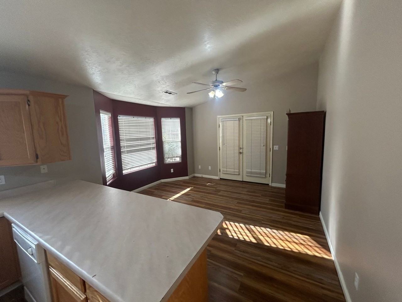 278 E 300 N - Photo 6 of 21