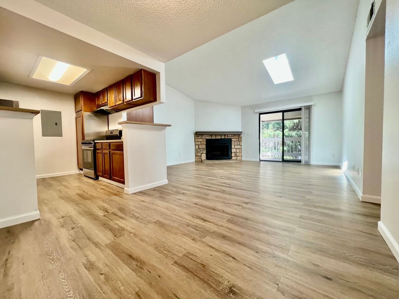 18073 E Ohio Ave - Photo 3 of 21