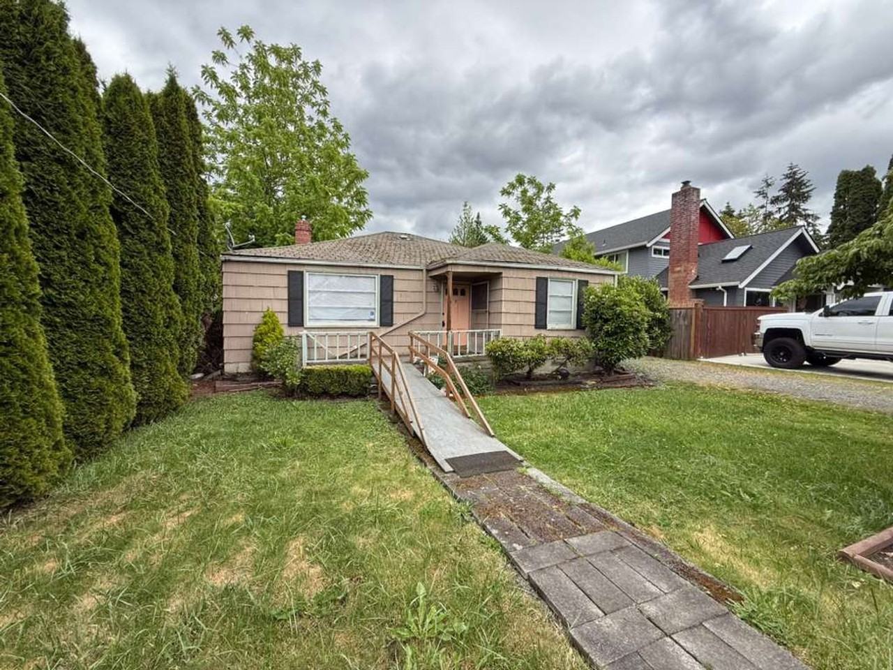9242 2nd Ave Nw - Photo 2 of 26