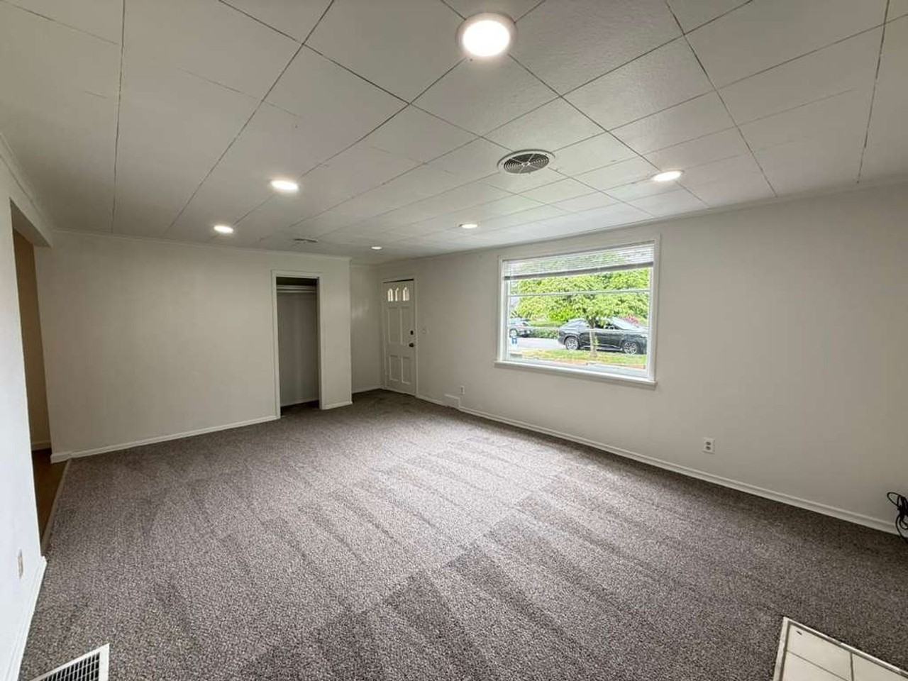 9242 2nd Ave Nw - Photo 3 of 26