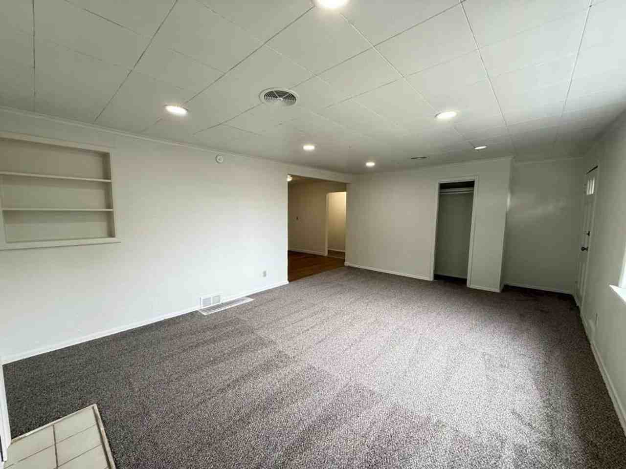 9242 2nd Ave Nw - Photo 5 of 26
