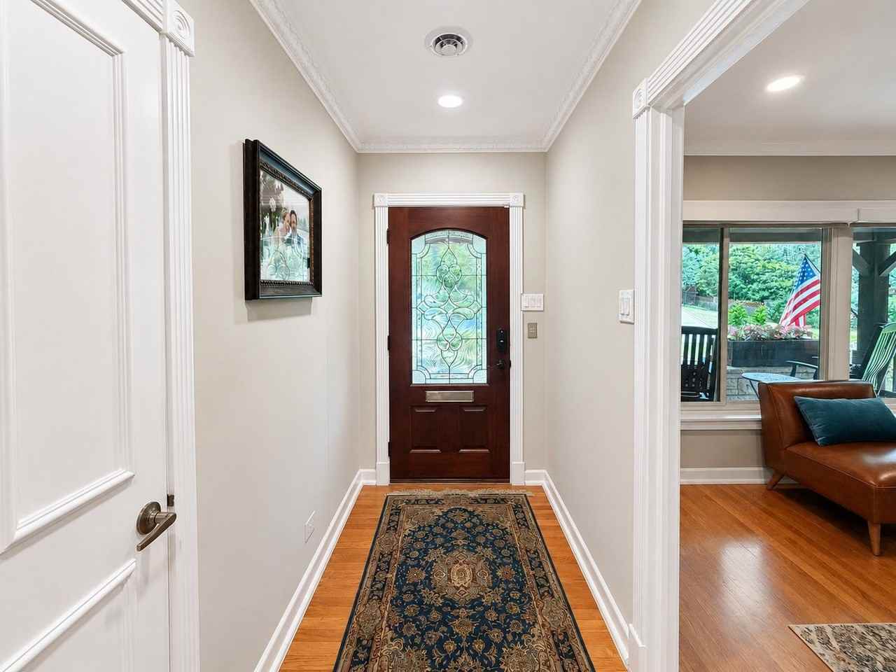 109 Zambrano Rd - Photo 4 of 47