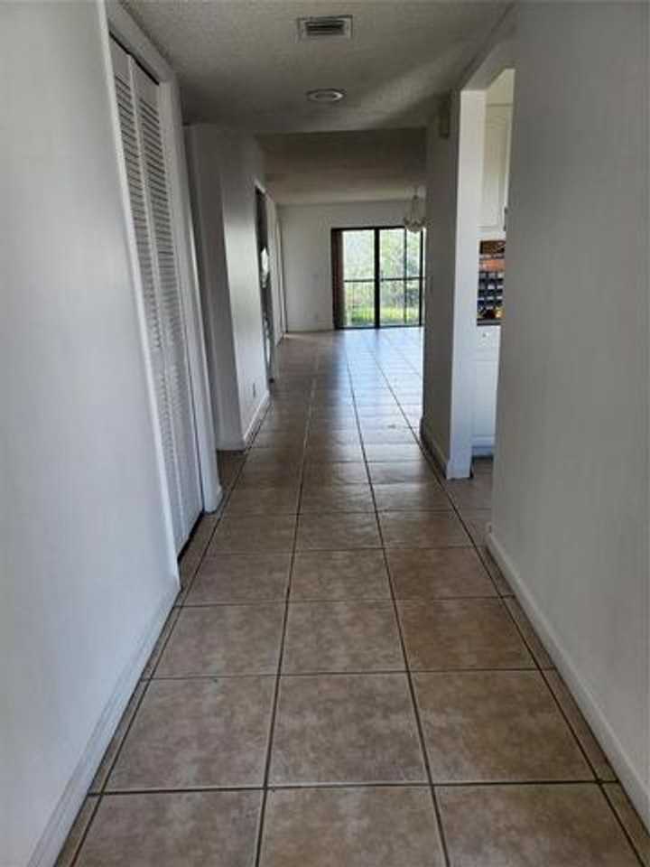 390 Racquet Club Rd - Photo 2 of 10