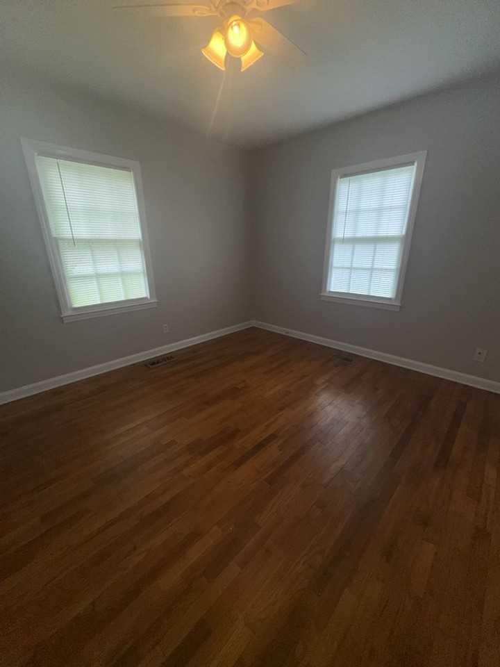 3111 Avon Dr - Photo 4 of 14
