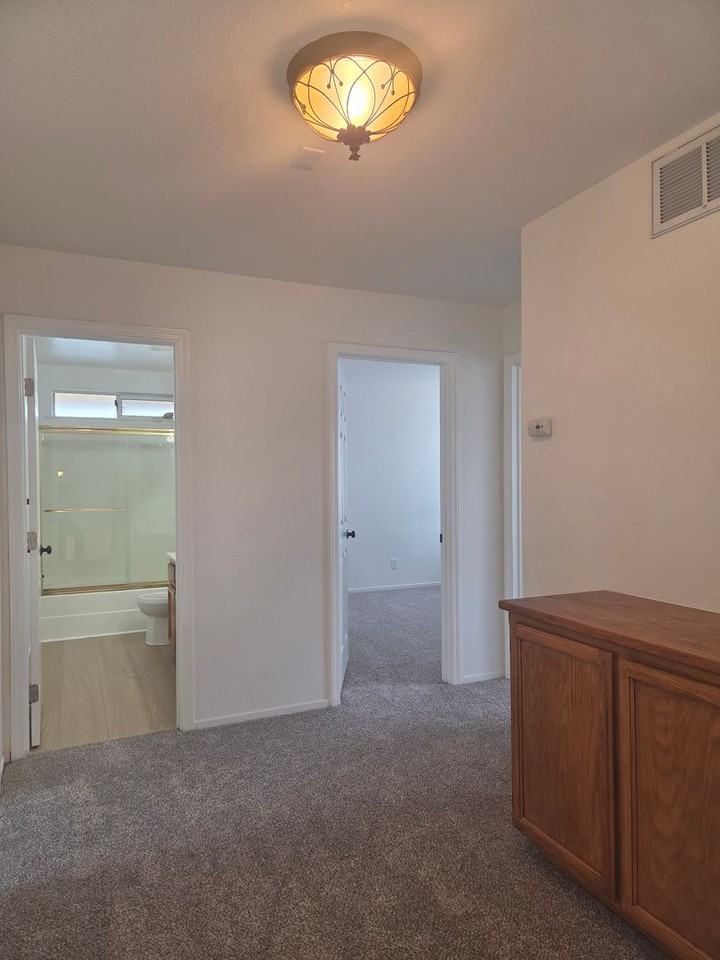 745 Monte Carlo Dr - Photo 7 of 37